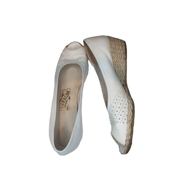 Salvatore Ferragamo Wedge Sandals Women Sz 8.5 N White Leather Open Toe Designer - Picture 6 of 6